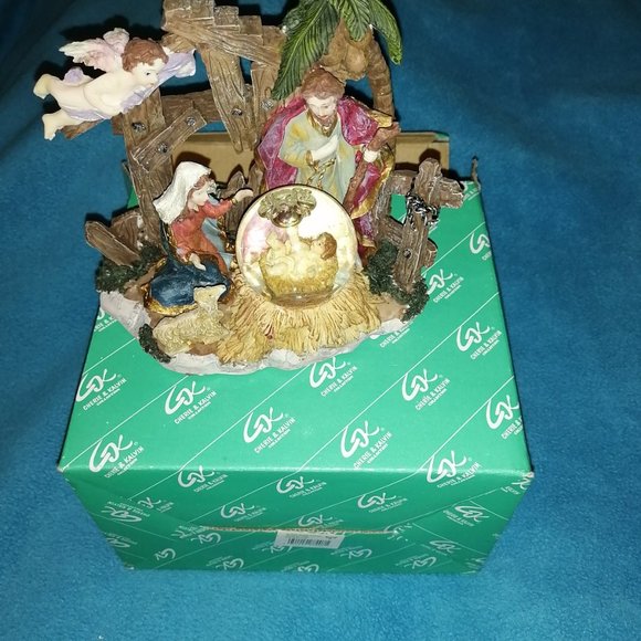 NWOT - Cherie & Kalvin Collection – Birth of Christ - Picture 4 of 4